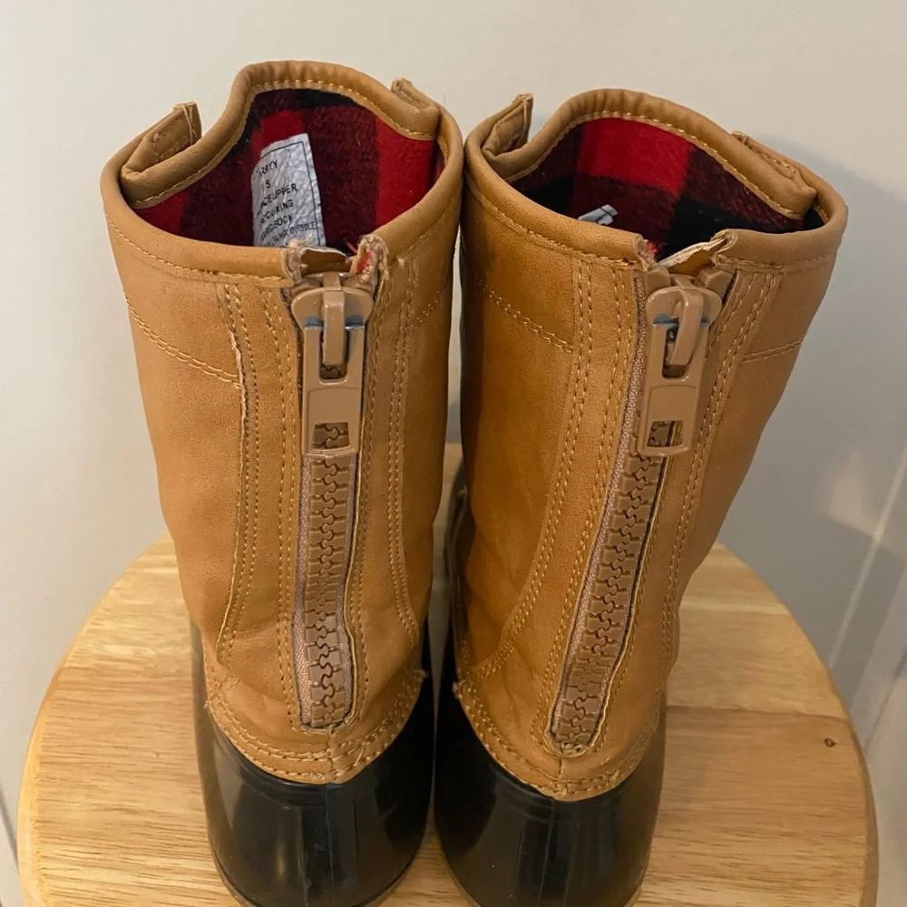 Madden Girl Flurryy Duck Rain Boots - Picture 4 of 10